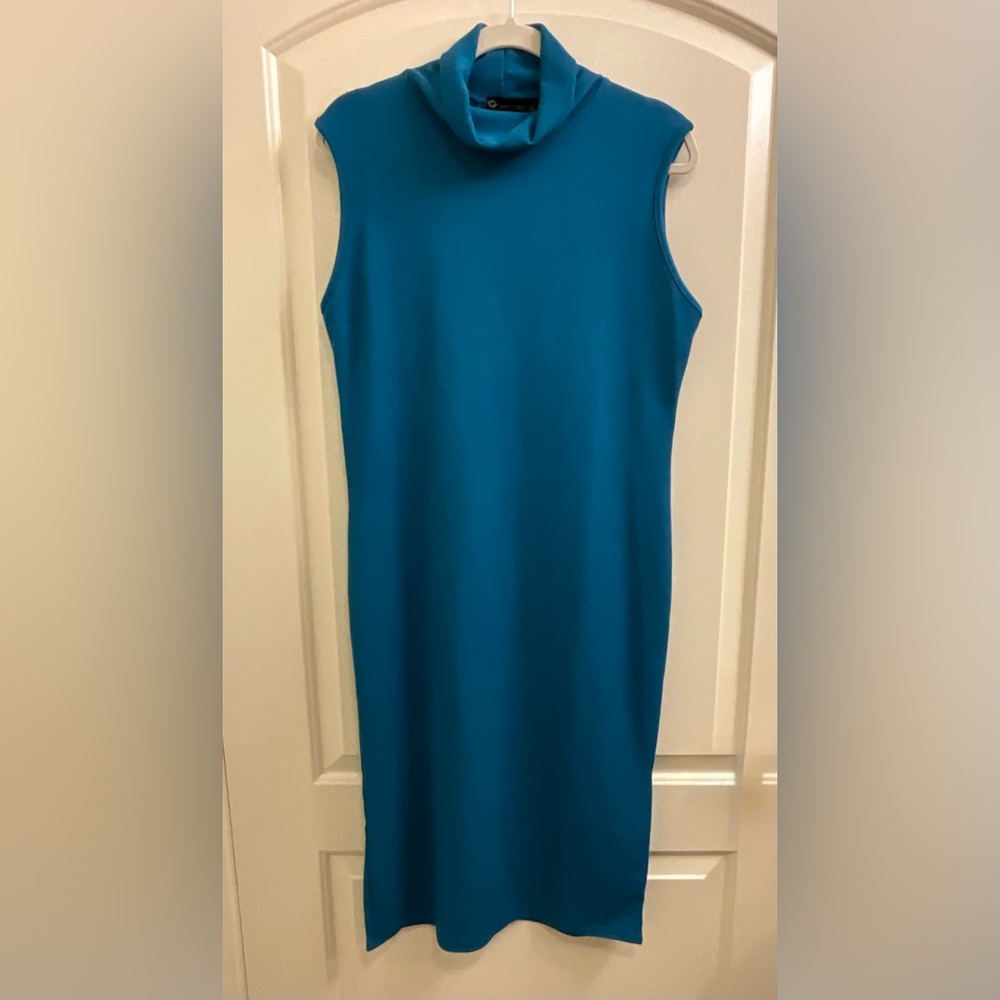 I Saw It First Turtle neck midi body con dress in Teal 14 - Picture 7 of 8